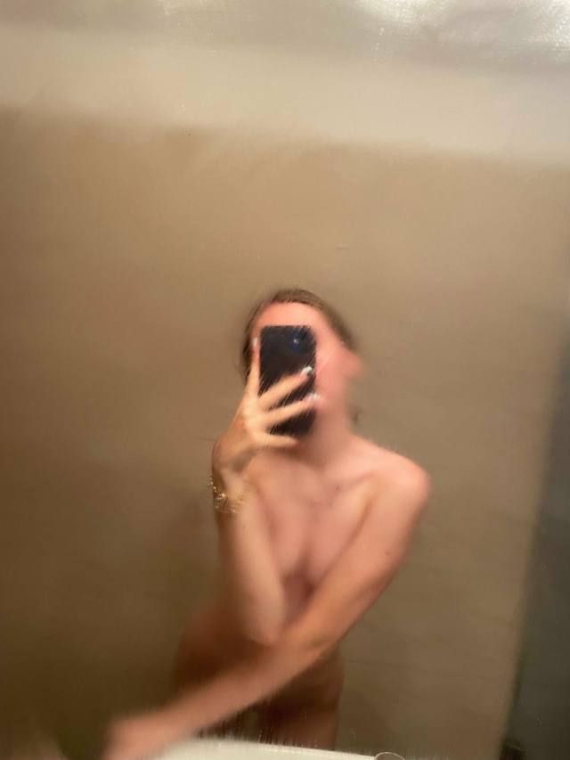 Down for a Fun Connection. No Drama, Just Vibes. In the Mood for Something Real or Just Fun - Image 2